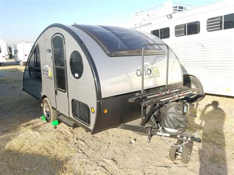 The trailer's low center of gravity, light weight and aerodynamic shape make it a good choice for towing behind SUVs and other vehicles with a tow rating at or above the <b>Alto's</b> 2,700-pound gross vehicle weight rating (GVWR). . Used safari condo alto r1723 for sale in usa